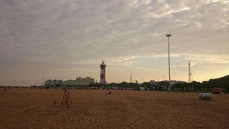 Marina Beach+Credit- Amos777eligius - Wikimedia Commons